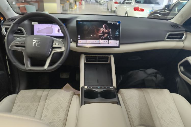 Used BYD Yuan UP 2025 Intelligent Driving Version 401 km Leading Edition Center Console