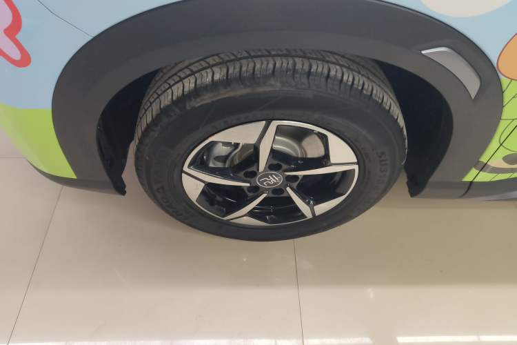 Used BYD Yuan UP 2025 Intelligent Driving Version 401 km Leading Edition Left Front Wheel Hub