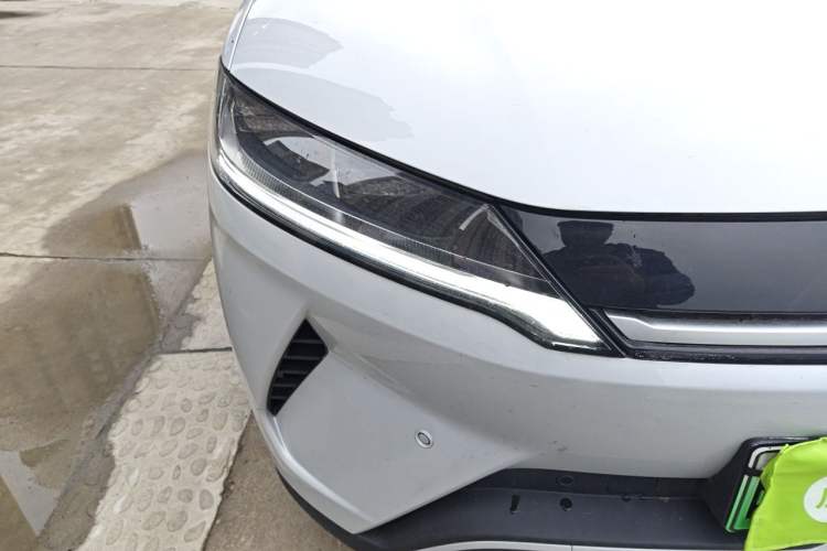 Used BYD Yuan UP 2025 Intelligent Driving Version 401 KM Dynamic Edition Right Front Headlight