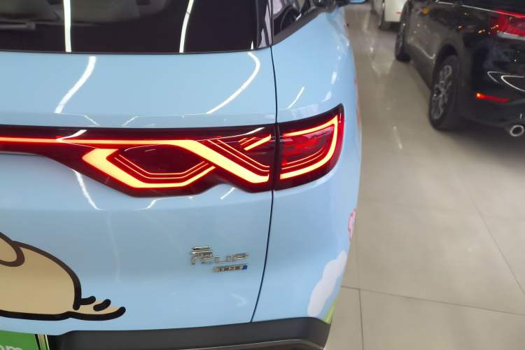 Used BYD Yuan UP 2025 Intelligent Driving Version 401 km Leading Edition Right Rear Taillight