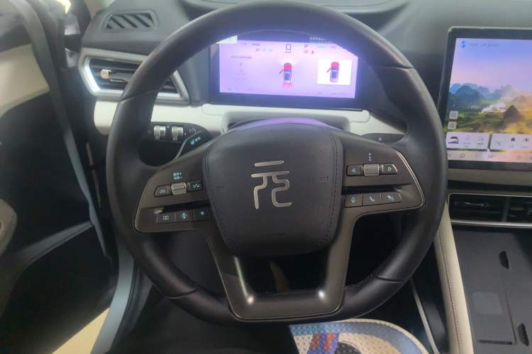 Used BYD Yuan UP 2025 Intelligent Driving Version 401 km Leading Edition Steering Wheel