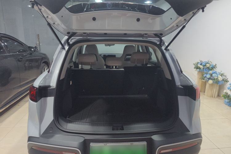 Used BYD Yuan UP 2025 Intelligent Driving Version 401 KM Dynamic Edition Trunk