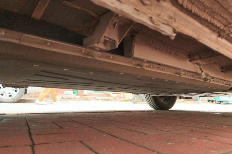 Used BYD Yuan UP 2025 Model 301KM Leading Version Chassis Rear Right