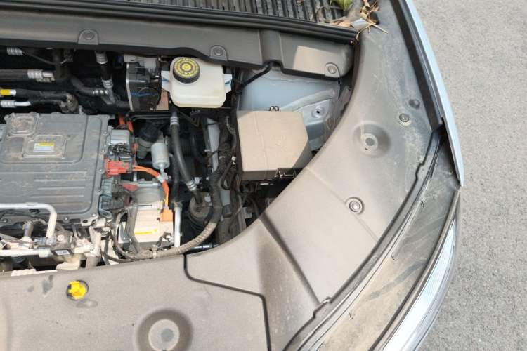 Used BYD Yuan UP 2025 Model 301KM Leading Version Engine Bay Left