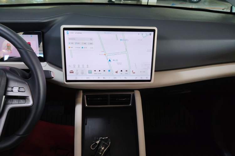 Used BYD Yuan UP 2025 Intelligent Driving Version 401 km Leading Edition Audio And AC Panel