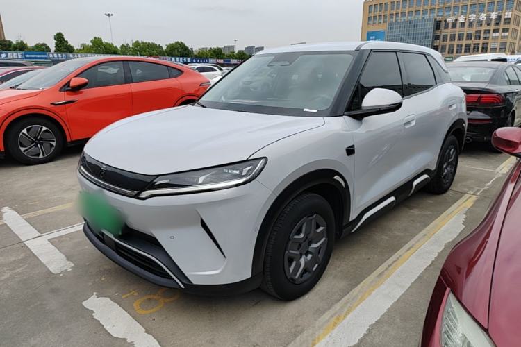 BYD Yuan UP 2025 Intelligent Driving Version 401 KM Dynamic Edition