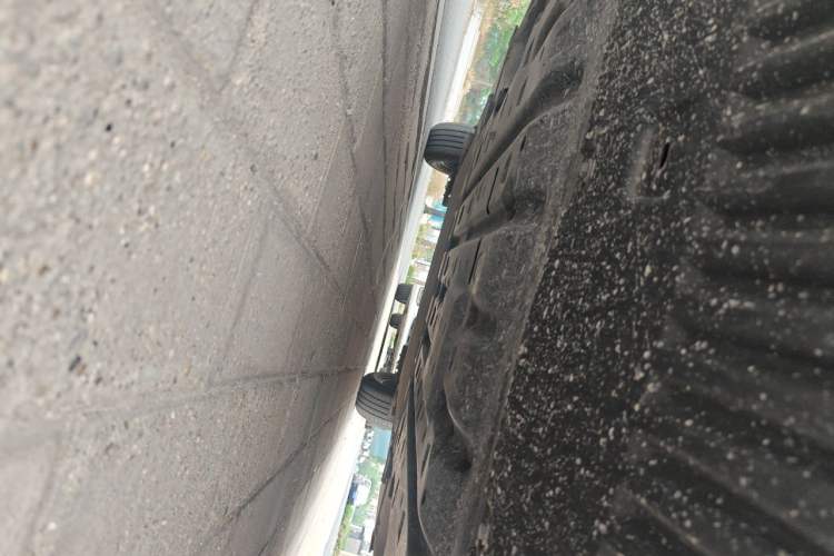 Used BYD Yuan UP 2025 Intelligent Driving Version 401 KM Dynamic Edition Chassis Front