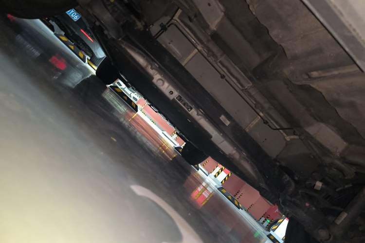 Used BYD Yuan UP 2025 Intelligent Driving Version 401 KM Dynamic Edition Chassis Rear