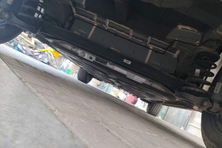 Used BYD Yuan UP 2025 Intelligent Driving Version 401 KM Dynamic Edition Chassis Rear
