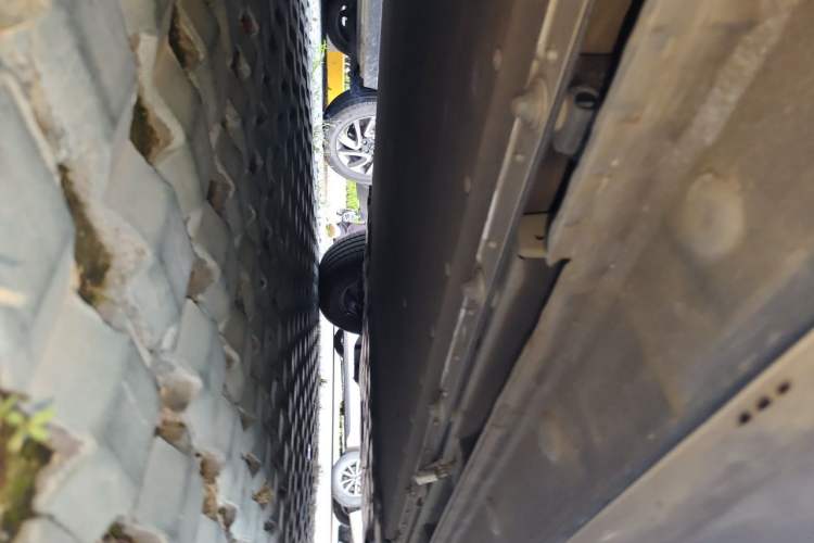 Used BYD Yuan UP 2025 Intelligent Driving Version 401 KM Dynamic Edition Chassis Rear Right