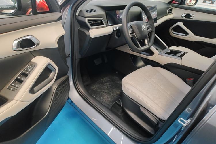 Used BYD Yuan UP 2025 Model 301KM Leading Version Driver Seat