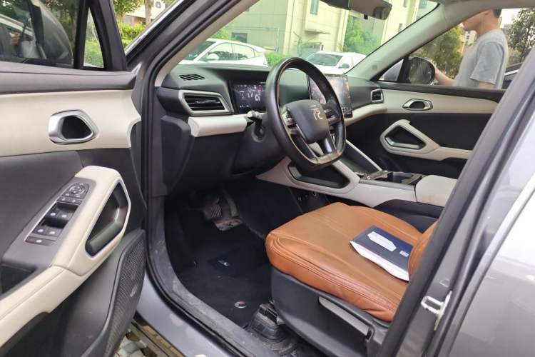 Used BYD Yuan UP 2025 Intelligent Driving Version 401 KM Dynamic Edition Driver Seat