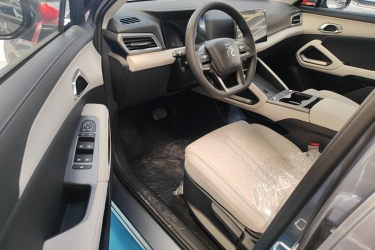 Used BYD Yuan UP 2025 Model 301KM Leading Version Driver Seat