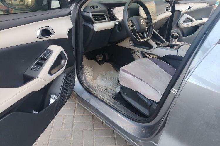 Used BYD Yuan UP 2025 Intelligent Driving Version 401 KM Dynamic Edition Driver Seat