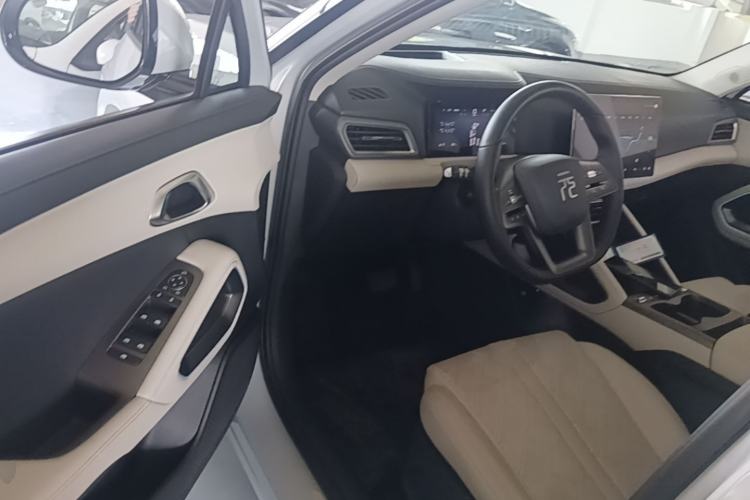 Used BYD Yuan UP 2025 Intelligent Driving Version 401 km Beyond-Range Edition Driver Seat
