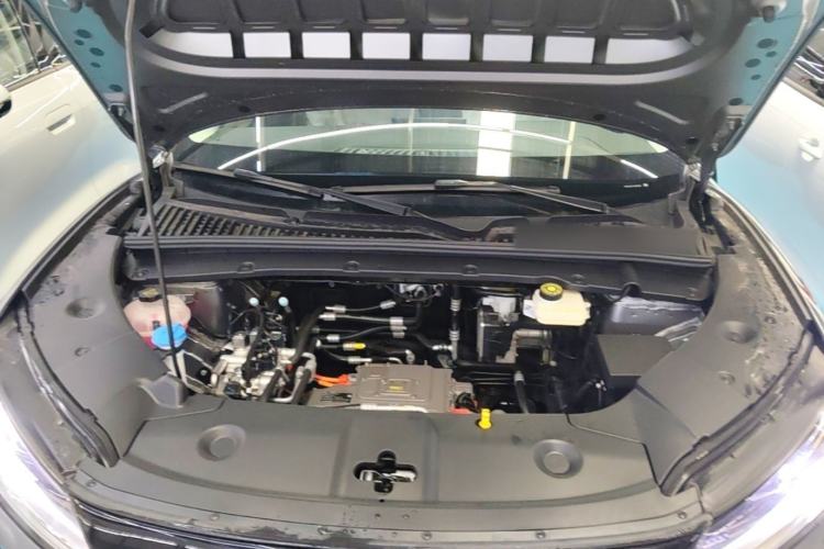 Used BYD Yuan UP 2025 Model 301KM Leading Version Engine Bay
