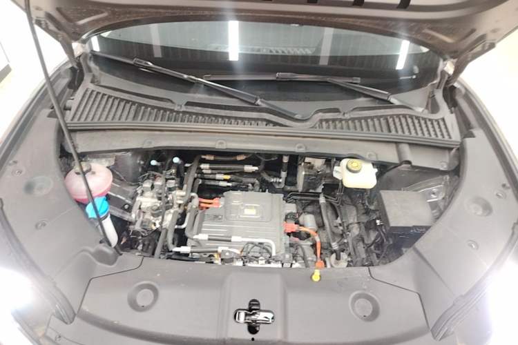 Used BYD Yuan UP 2025 Model 301KM Leading Version Engine Bay
