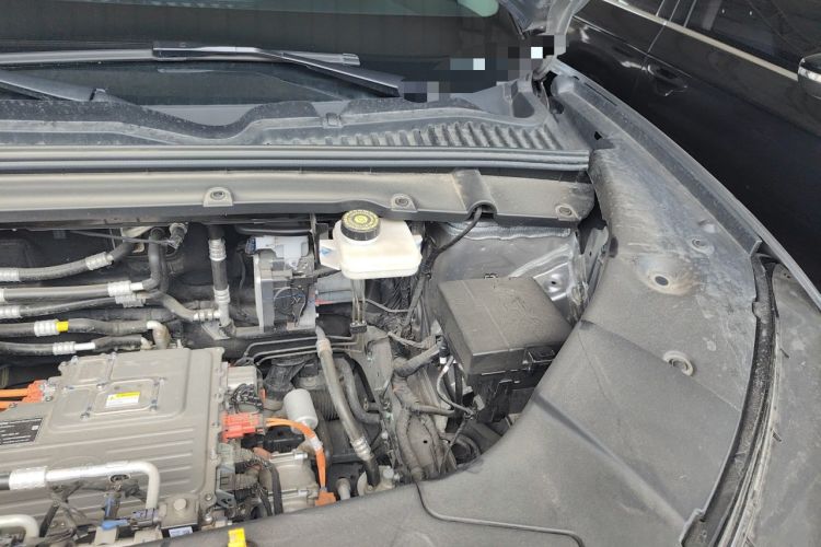 Used BYD Yuan UP 2025 Model 301KM Leading Version Engine Bay Left