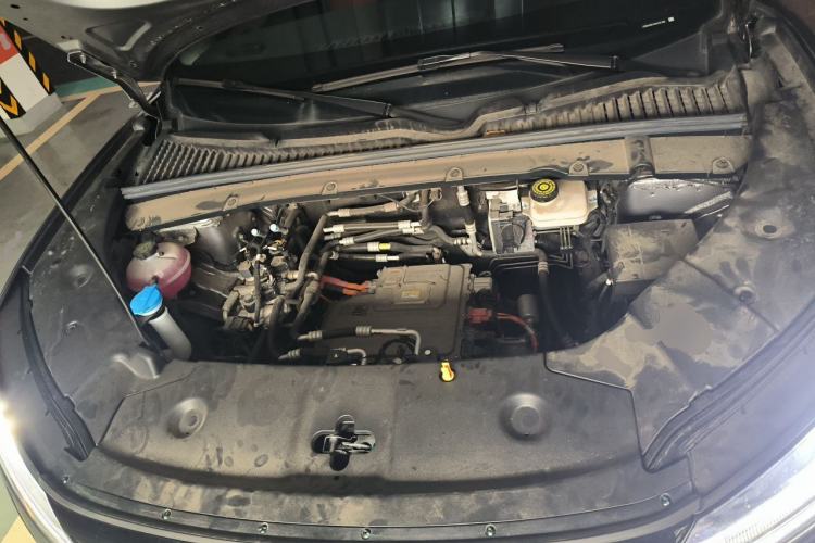 Used BYD Yuan UP 2025 Intelligent Driving Version 401 KM Dynamic Edition Engine Bay