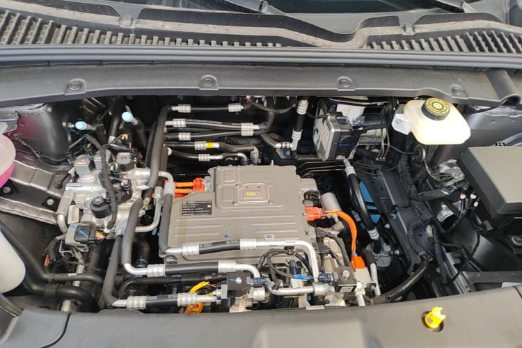 Used BYD Yuan UP 2025 Model 301KM Leading Version Engine Bay