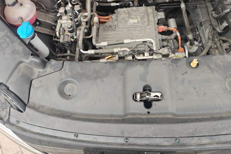 Used BYD Yuan UP 2025 Intelligent Driving Version 401 KM Dynamic Edition Engine Bay