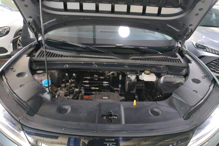Used BYD Yuan UP 2025 Intelligent Driving Version 401 km Leading Edition Engine Bay