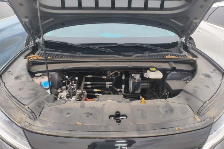 Used BYD Yuan UP 2025 Intelligent Driving Version 401 KM Dynamic Edition Engine Bay
