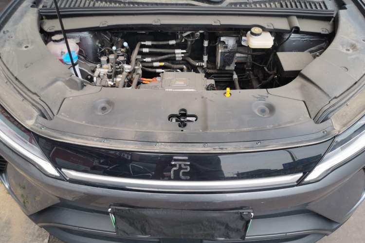 Used BYD Yuan UP 2025 Model 301KM Leading Version Engine Bay