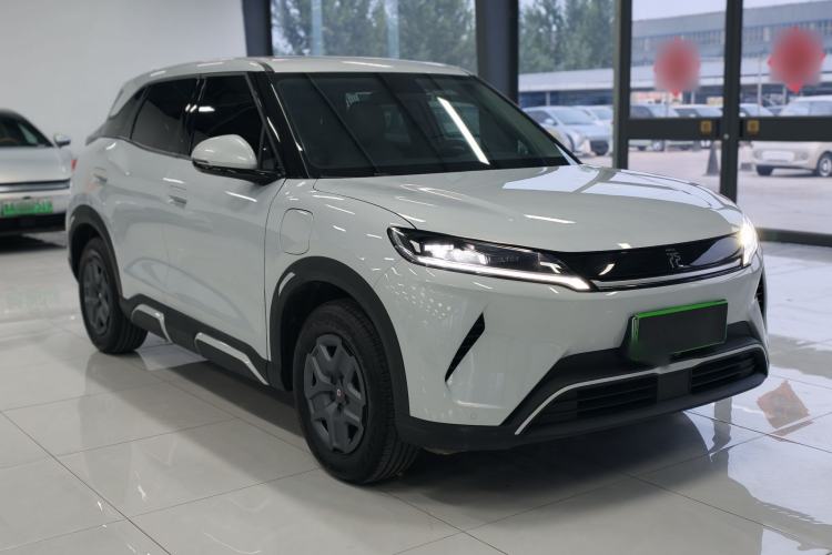 Used BYD Yuan UP 2025 Model 301KM Leading Version Exterior 2