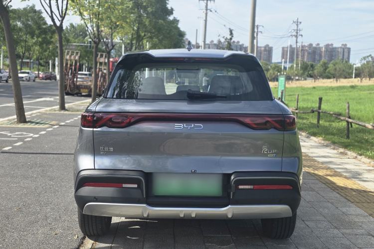 Used BYD Yuan UP 2025 Intelligent Driving Version 401 km Leading Edition Exterior 4