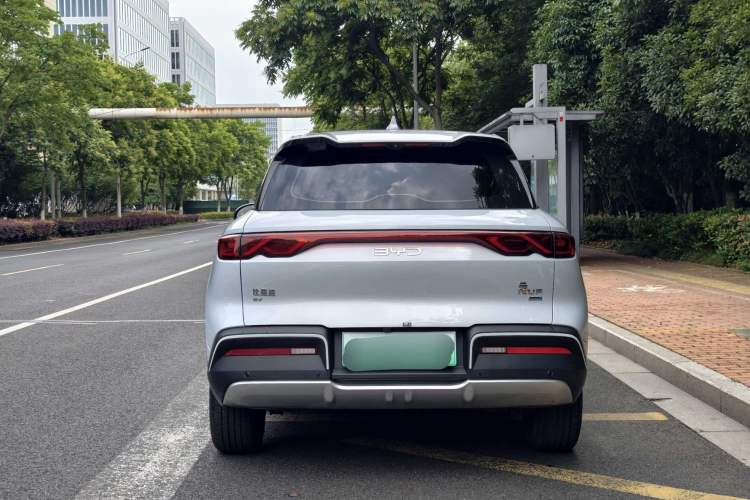 Used BYD Yuan UP 2025 Intelligent Driving Version 401 KM Dynamic Edition Exterior 5