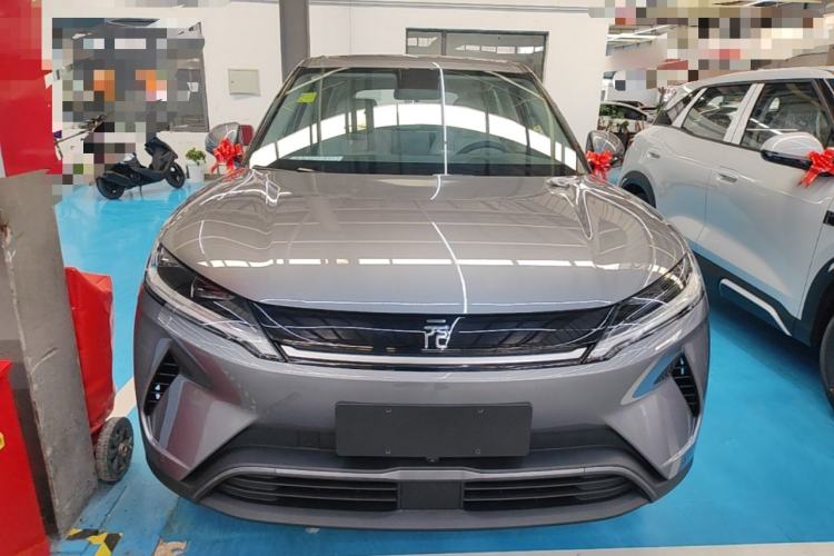Used BYD Yuan UP 2025 Model 301KM Leading Version Front