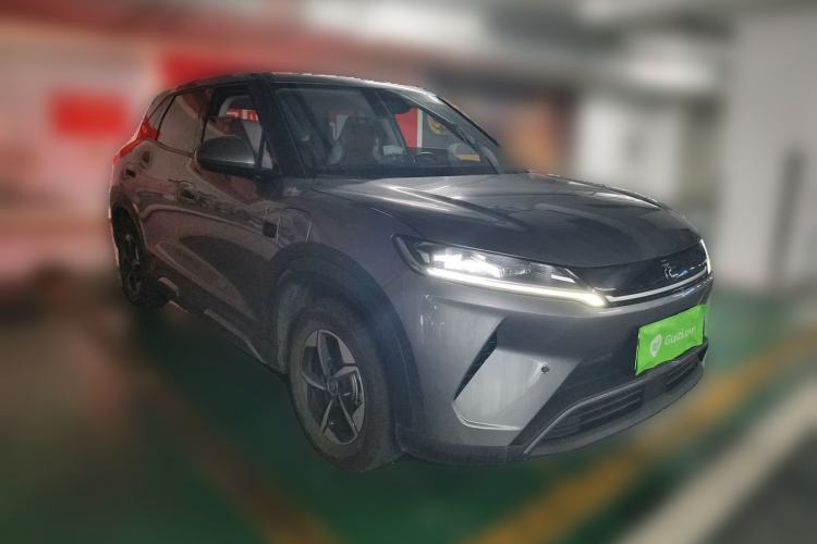 Used BYD Yuan UP 2025 Intelligent Driving Version 401 km Leading Edition Front Right 45 Deg