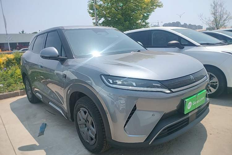 Used BYD Yuan UP 2025 Intelligent Driving Version 401 KM Dynamic Edition Front Right 45 Deg
