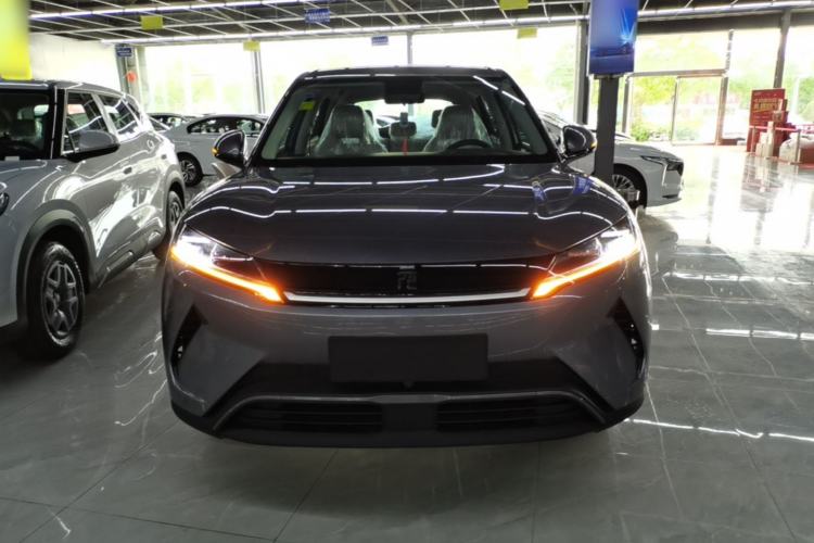 Used BYD Yuan UP 2025 Model 301KM Leading Version Front