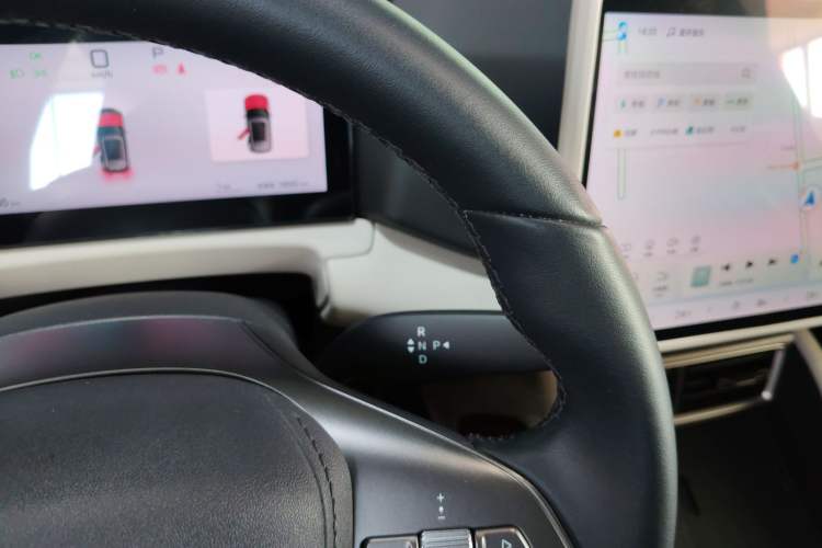 Used BYD Yuan UP 2025 Intelligent Driving Version 401 km Leading Edition Gear Lever