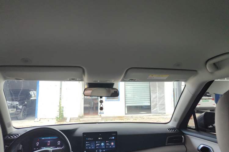 Used BYD Yuan UP 2025 Model 301KM Leading Version Headliner