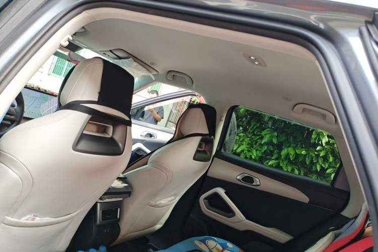 Used BYD Yuan UP 2025 Intelligent Driving Version 401 KM Dynamic Edition Headliner
