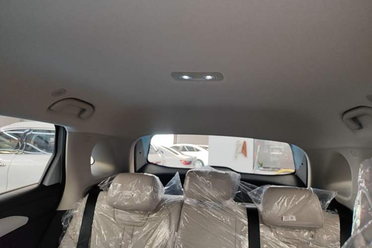 Used BYD Yuan UP 2025 Intelligent Driving Version 401 KM Dynamic Edition Headliner