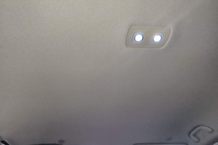 Used BYD Yuan UP 2025 Intelligent Driving Version 401 km Leading Edition Headliner
