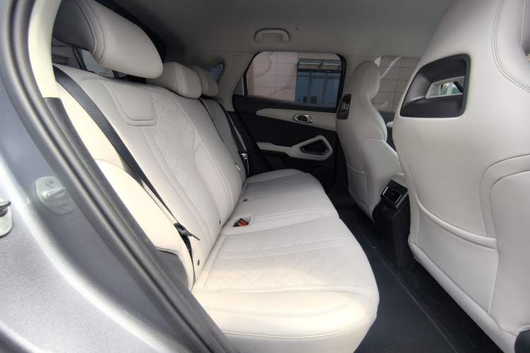 Used BYD Yuan UP 2025 Intelligent Driving Version 401 KM Dynamic Edition Headliner