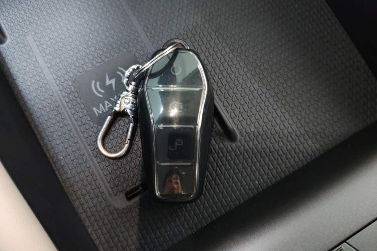 Used BYD Yuan UP 2025 Intelligent Driving Version 401 km Leading Edition Interior 1