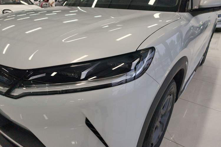 Used BYD Yuan UP 2025 Model 301KM Leading Version Left Front Headlight