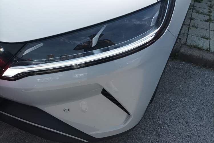 Used BYD Yuan UP 2025 Intelligent Driving Version 401 KM Dynamic Edition Left Front Headlight