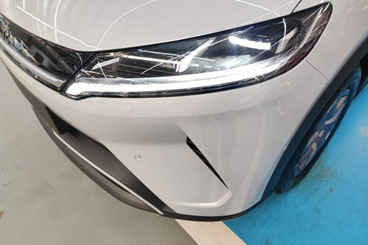 Used BYD Yuan UP 2025 Intelligent Driving Version 401 KM Dynamic Edition Left Front Headlight