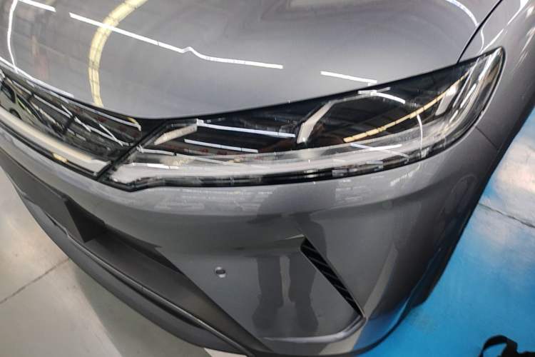 Used BYD Yuan UP 2025 Intelligent Driving Version 401 KM Dynamic Edition Left Front Headlight