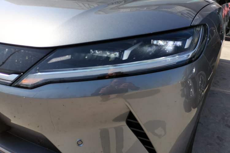 Used BYD Yuan UP 2025 Intelligent Driving Version 401 KM Dynamic Edition Left Front Headlight