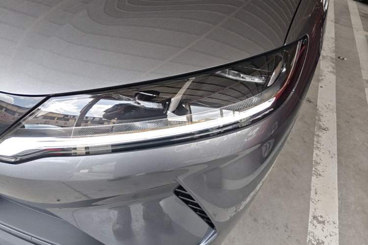 Used BYD Yuan UP 2025 Model 301KM Leading Version Left Front Headlight