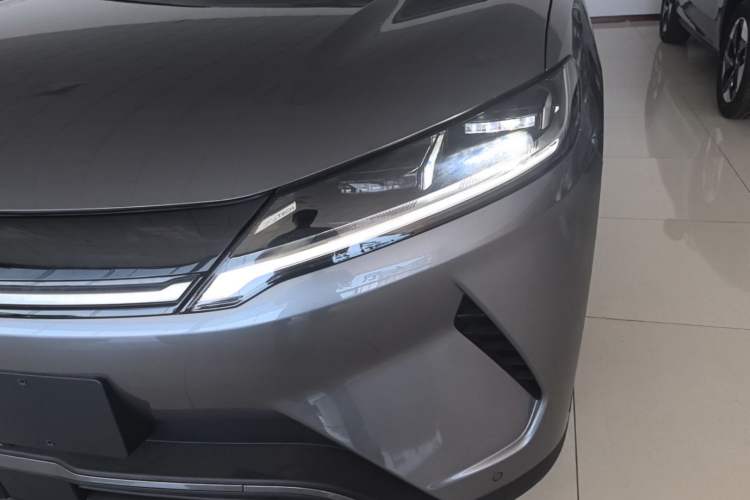 Used BYD Yuan UP 2025 Model 301KM Leading Version Left Front Headlight