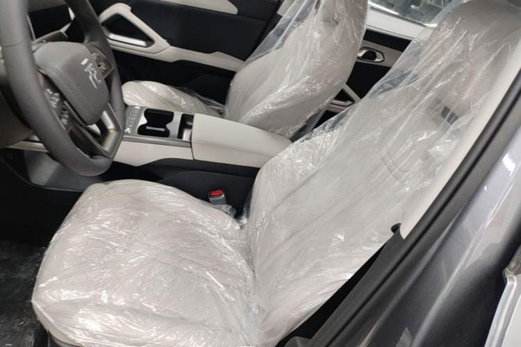 Used BYD Yuan UP 2025 Model 301KM Leading Version Left Front Seat